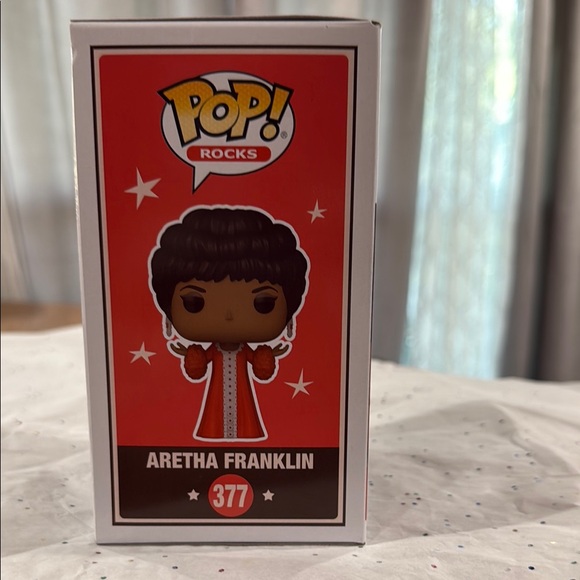 Funko Pop! Rocks Aretha Franklin Vinyl Figure #377 - Picture 4 of 4